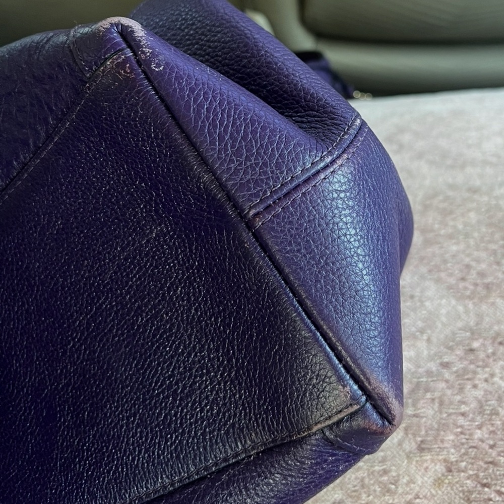 ❤️ SOLD ❤️ Coach Purple Leather Tote Bag - Picture 8 of 12